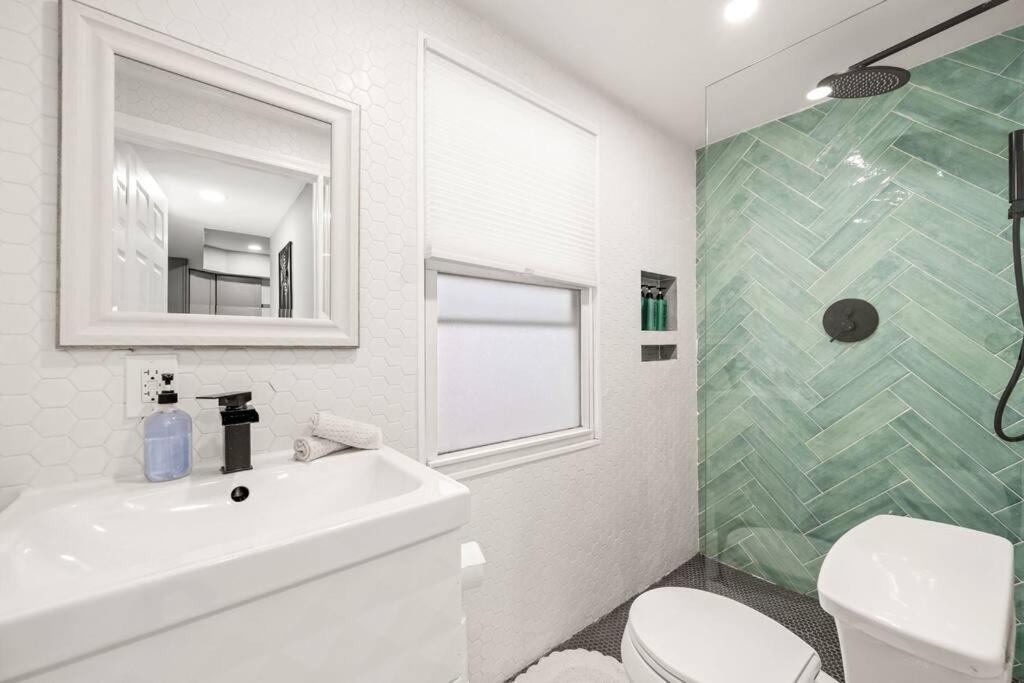 New! Cozy Apt In Center City! Philadelphie Extérieur photo